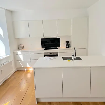 Amazing Near Tivoli Gardens & Hall Square