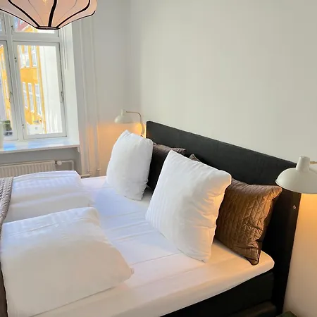 Amazing Near Tivoli Gardens & Hall Square * Copenhagen